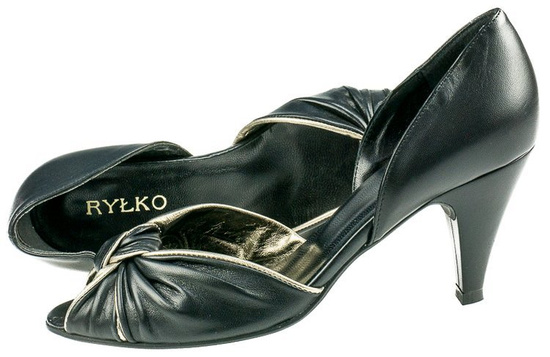 Ryłko  N7D82 Czarny
